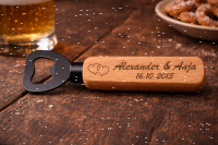 Flaschenöffner mit Buchenholzgriff personalisiert...